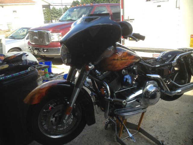Harley Davidson STREET GLIDE Lariatloaded1-owner Motorcycle