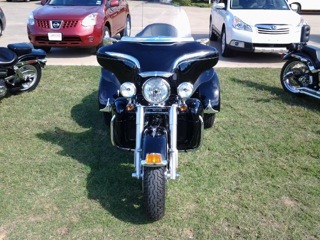 Harley Davidson Trike 2011 photo 1