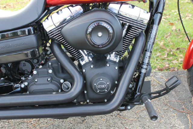 Harley Davidson Wide Glide 2012 photo 1