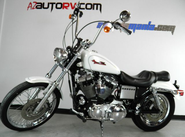 Harley Davidson XL1200C Sportster Custom 2002 photo 4