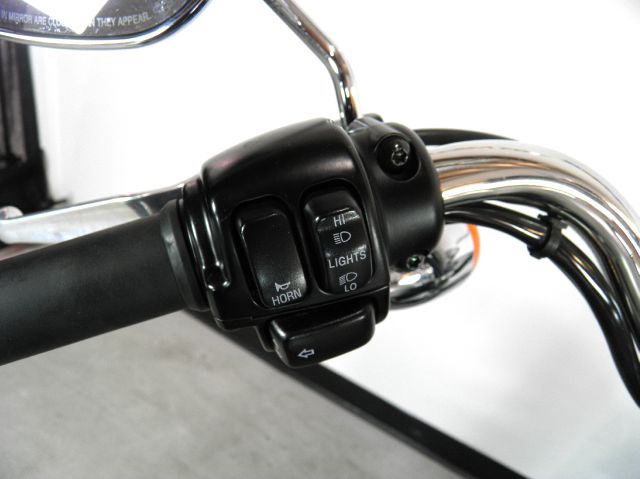 Harley Davidson XL1200L SPORTSTER LOW 2006 photo 11