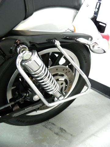 Harley Davidson XL1200L SPORTSTER LOW 2006 photo 20