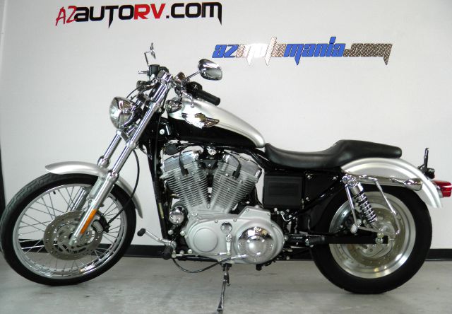 Harley Davidson XL883C Sportster Custom 2003 photo 3
