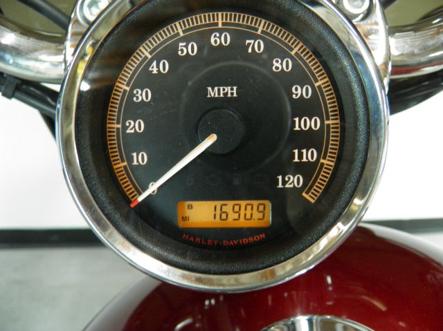 Harley Davidson XL883C Sportster Custom 2009 photo 5