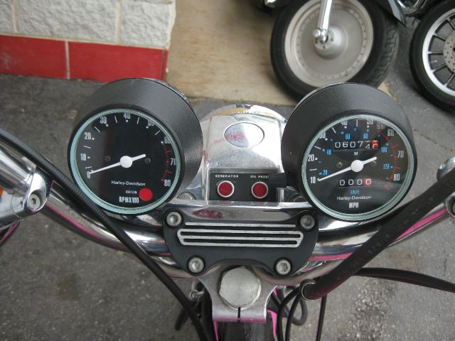 Harley Davidson XLCH 1981 photo 2