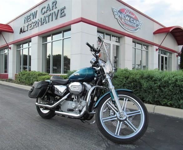 Harley Davidson XL883C 2004 photo 4