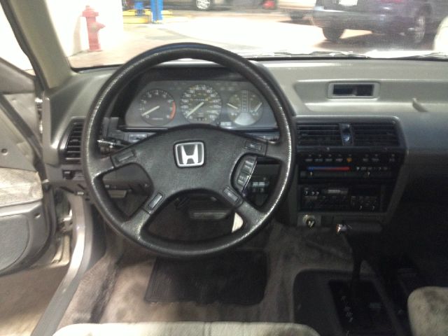 Honda Accord 1989 photo 2