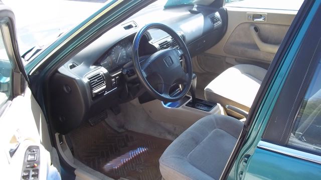 Honda Accord 1993 photo 1
