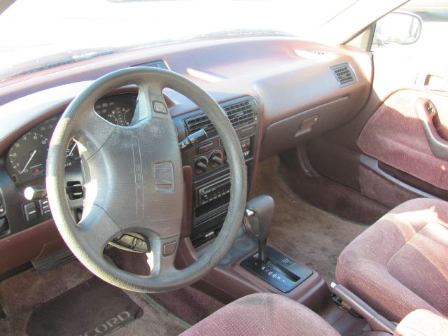 Honda Accord 1993 photo 6