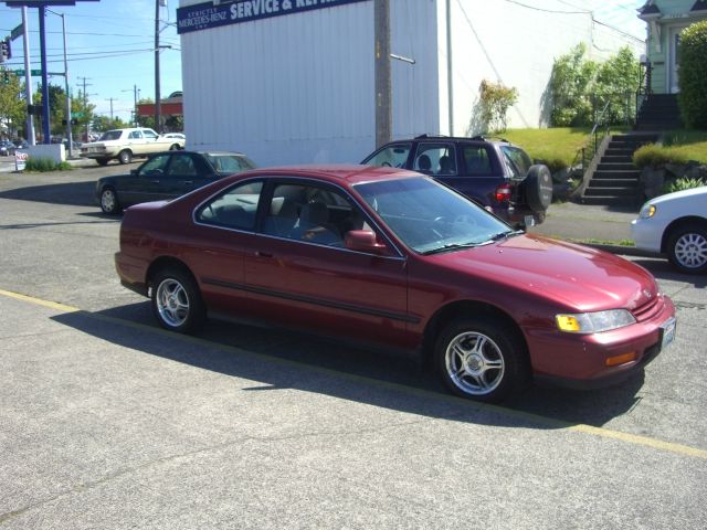 Honda Accord 1994 photo 2