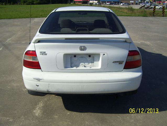Honda Accord ZQ8 LS Sedan