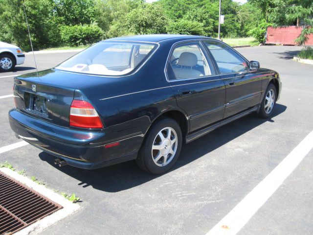 Honda Accord 1994 photo 9