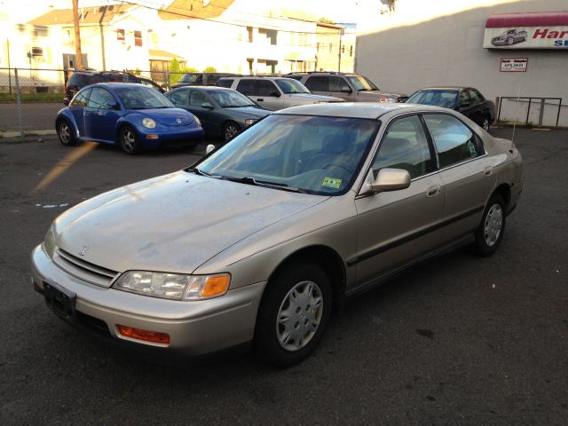 Honda Accord 1995 photo 2