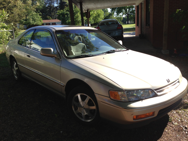 Honda Accord 1995 photo 4