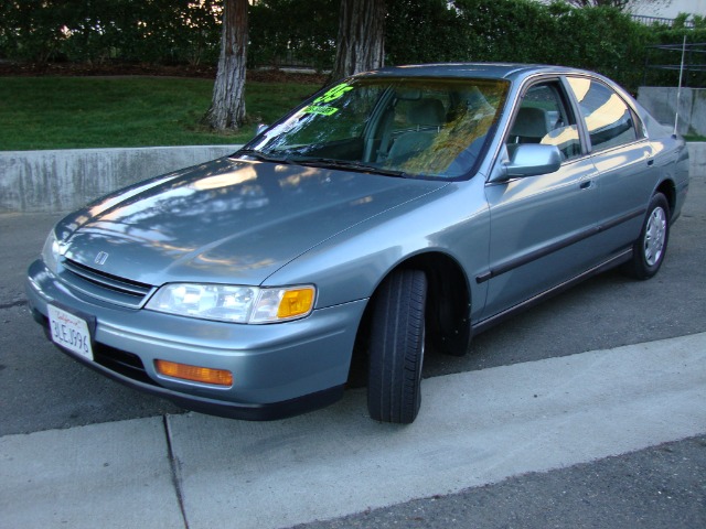 Honda Accord 1995 photo 3