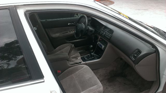 Honda Accord 1996 photo 1