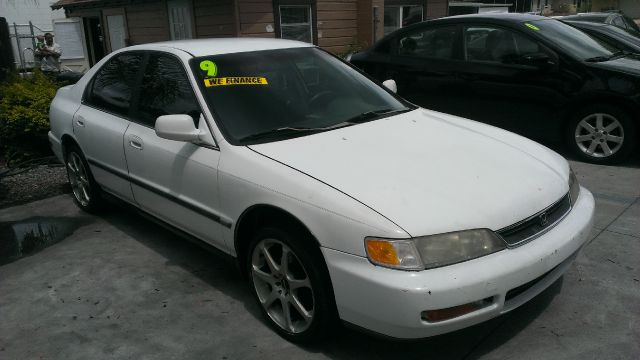 Honda Accord 1996 photo 2