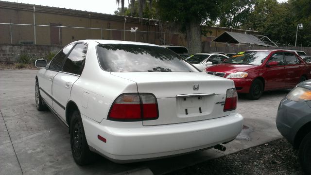 Honda Accord 1996 photo 4