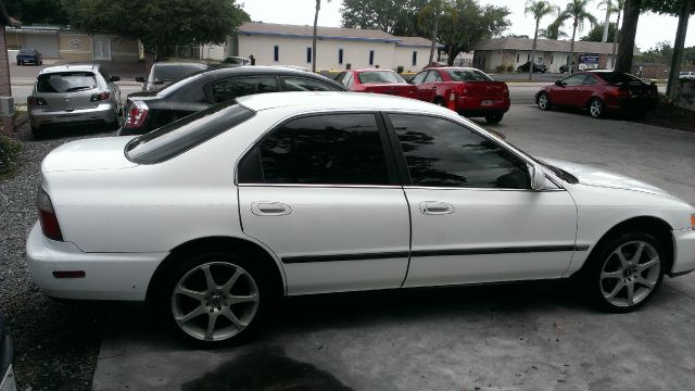 Honda Accord 1996 photo 5