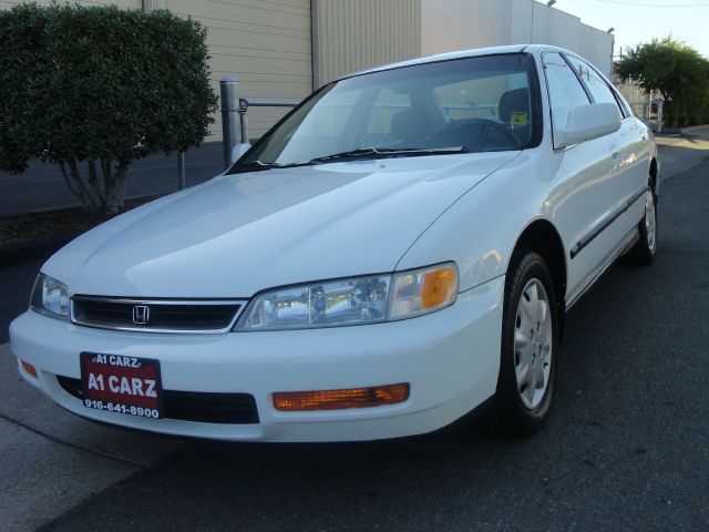 Honda Accord 1996 photo 1