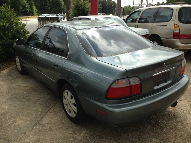 Honda Accord 1996 photo 2