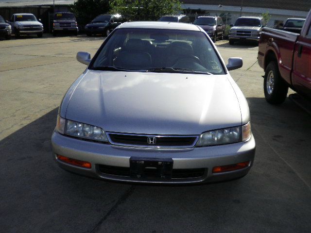 Honda Accord 1996 photo 1