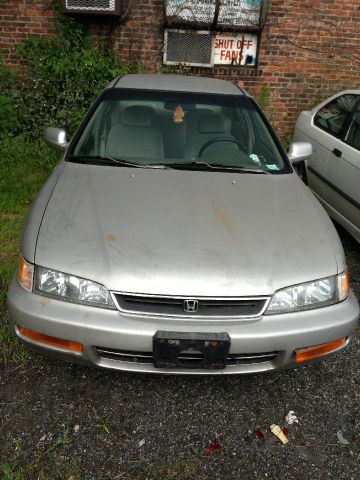 Honda Accord 1996 photo 2