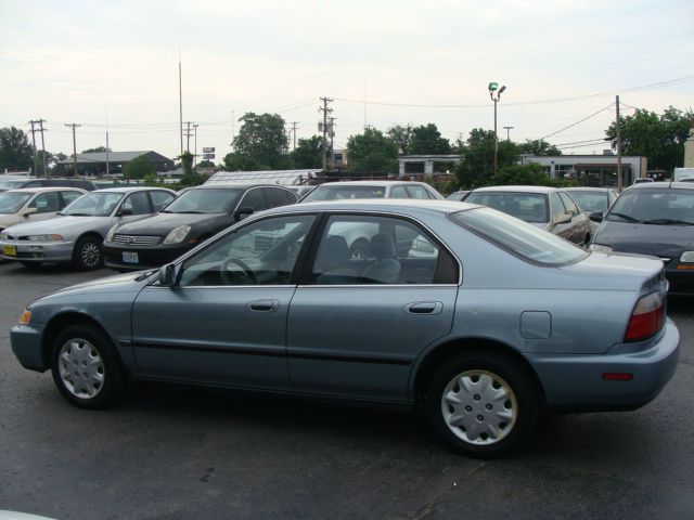 Honda Accord 1996 photo 9