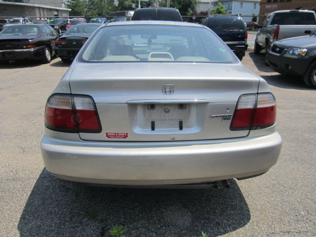 Honda Accord 1996 photo 1