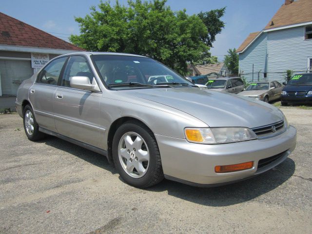 Honda Accord 1996 photo 3