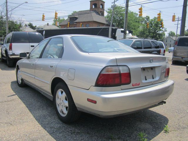 Honda Accord 1996 photo 4
