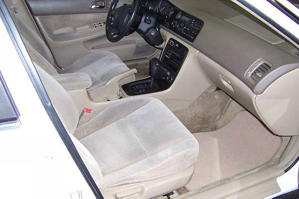 Honda Accord 1997 photo 4