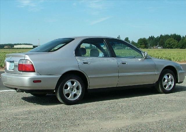 Honda Accord 1997 photo 4