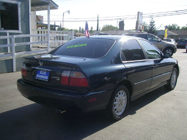 Honda Accord 1997 photo 3