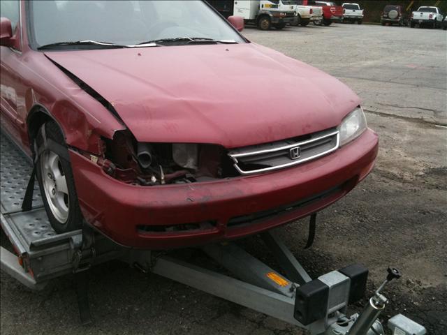 Honda Accord 1997 photo 2