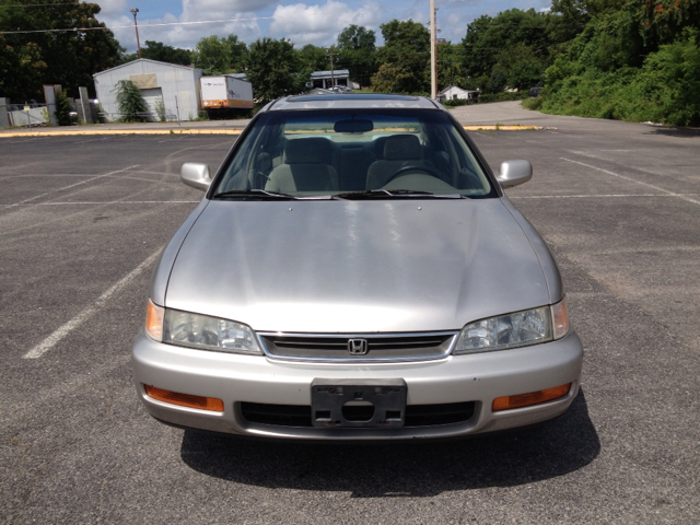 Honda Accord 1997 photo 2