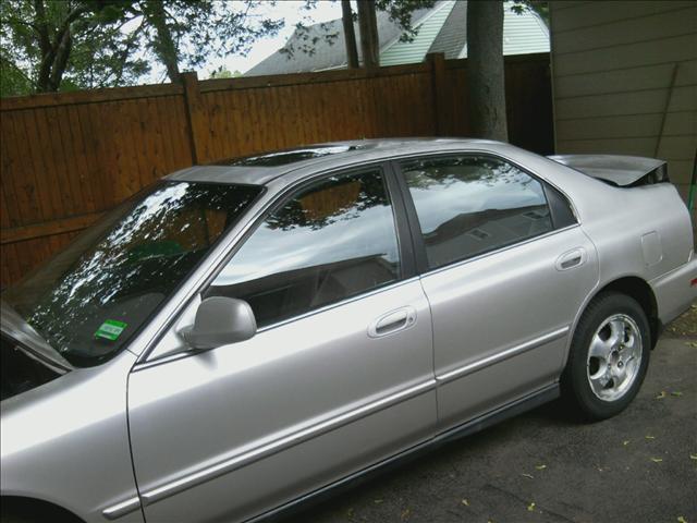 Honda Accord 1997 photo 1