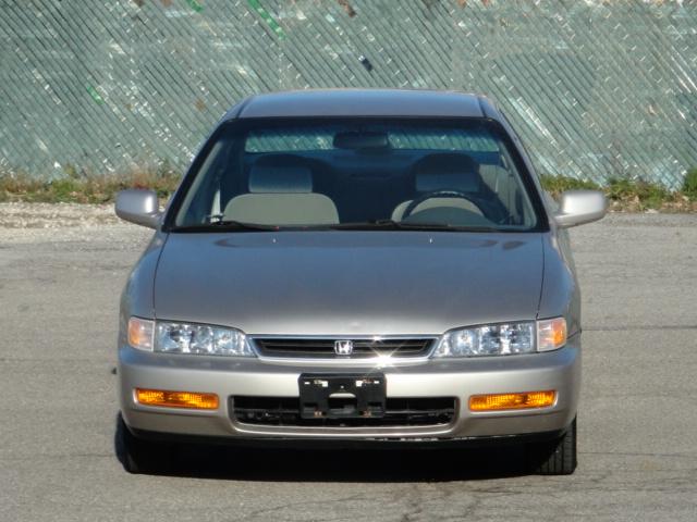 Honda Accord 1997 photo 1