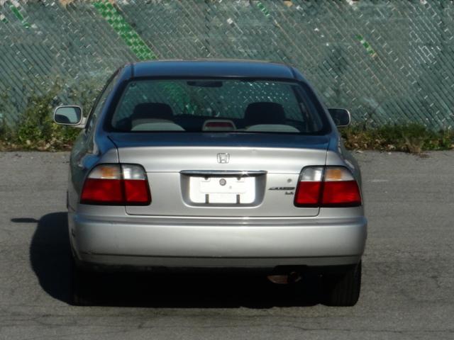 Honda Accord 1997 photo 4