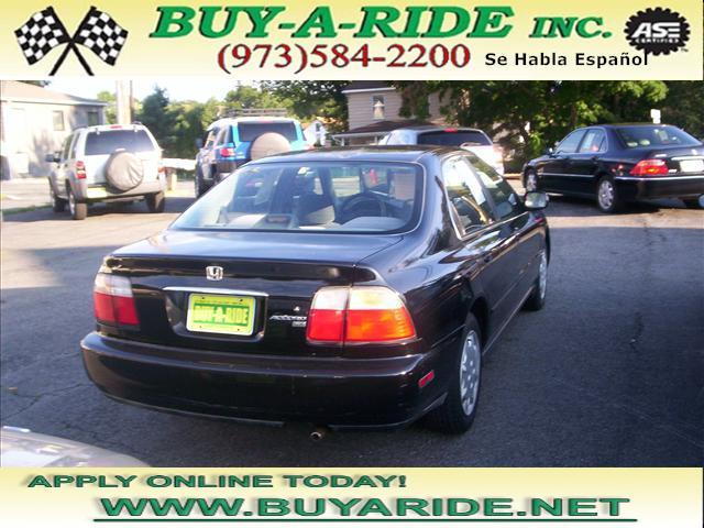 Honda Accord 1997 photo 2
