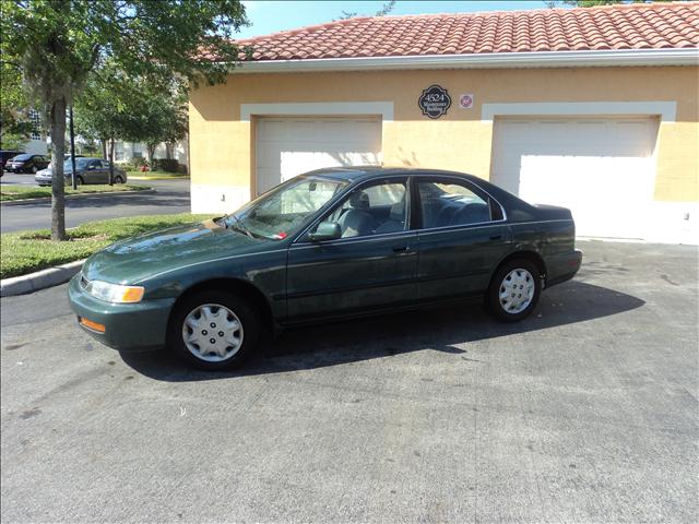 Honda Accord 1997 photo 4