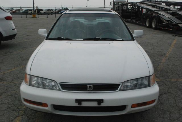 Honda Accord 1997 photo 2