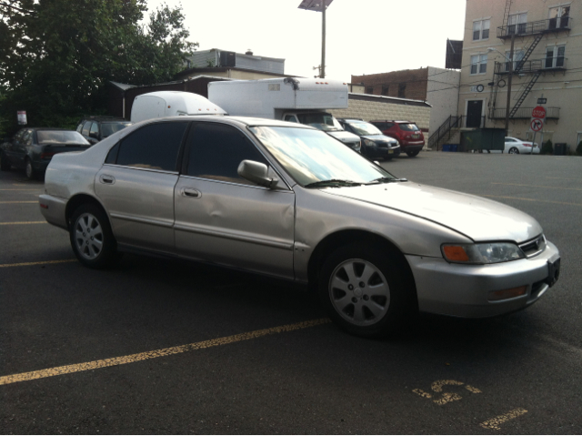 Honda Accord 1997 photo 1
