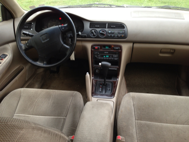 Honda Accord 1997 photo 3