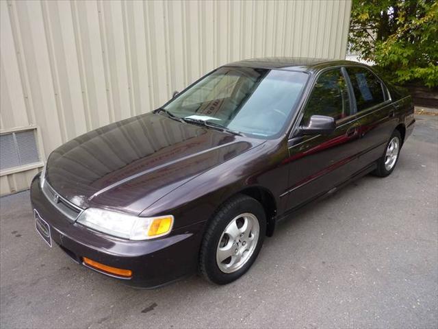 Honda Accord 1997 photo 4