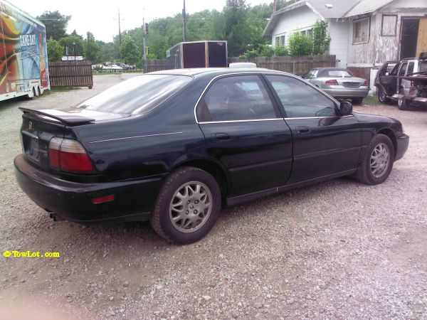 Honda Accord 1997 photo 4