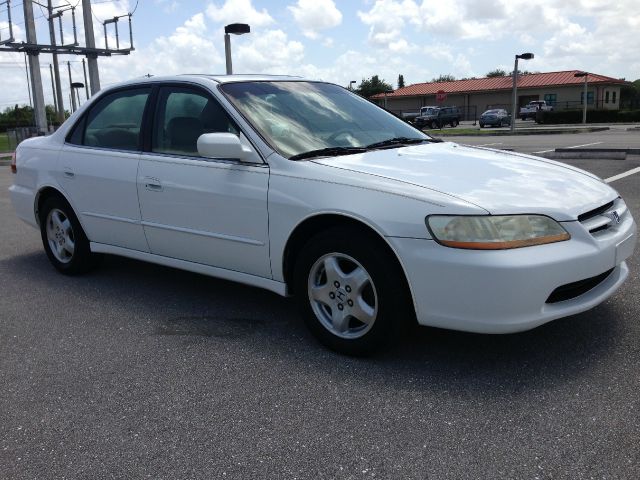 Honda Accord 1998 photo 2