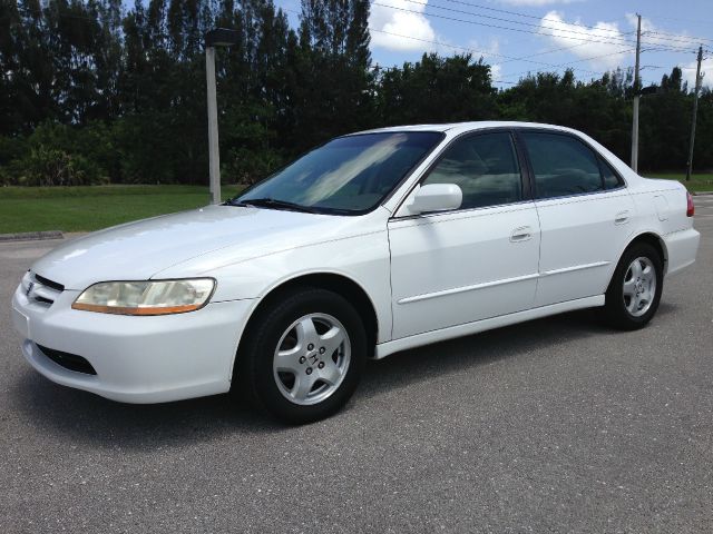 Honda Accord 1998 photo 4