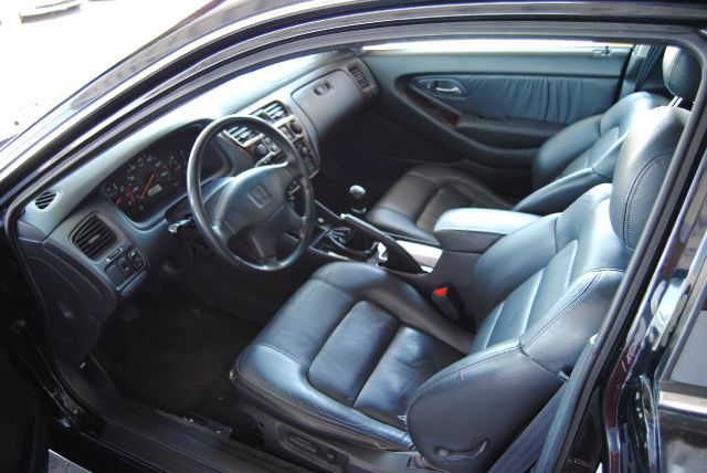 Honda Accord 1998 photo 11