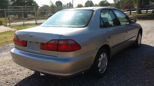 Honda Accord 1998 photo 3